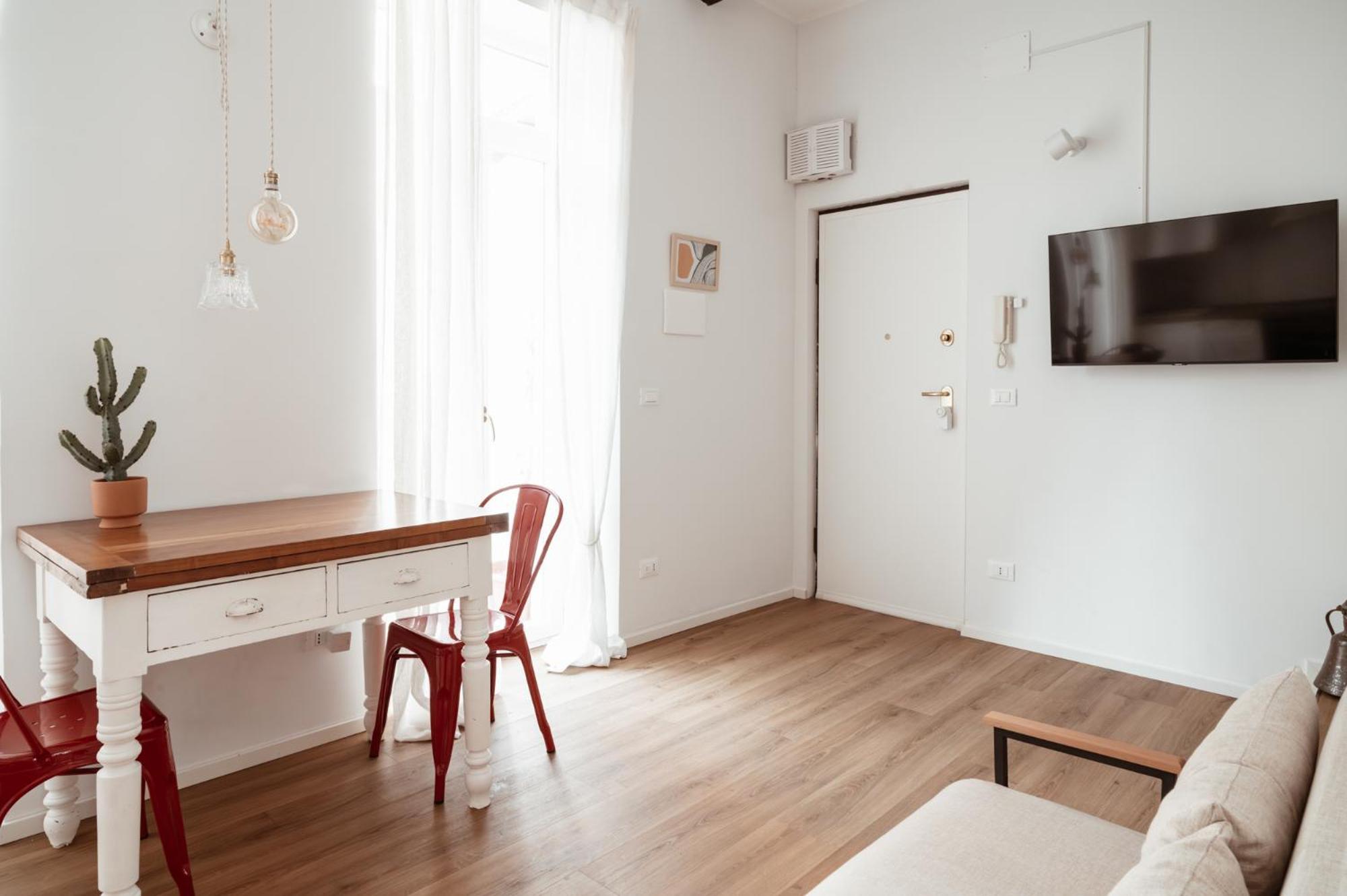 Mercanti Modern Flat - Balcony - Torino Centro Екстер'єр фото